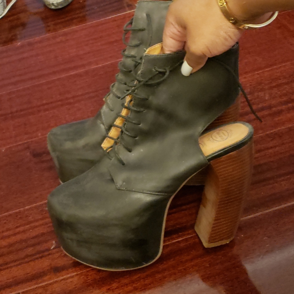 Jefferson Campbell platform boots